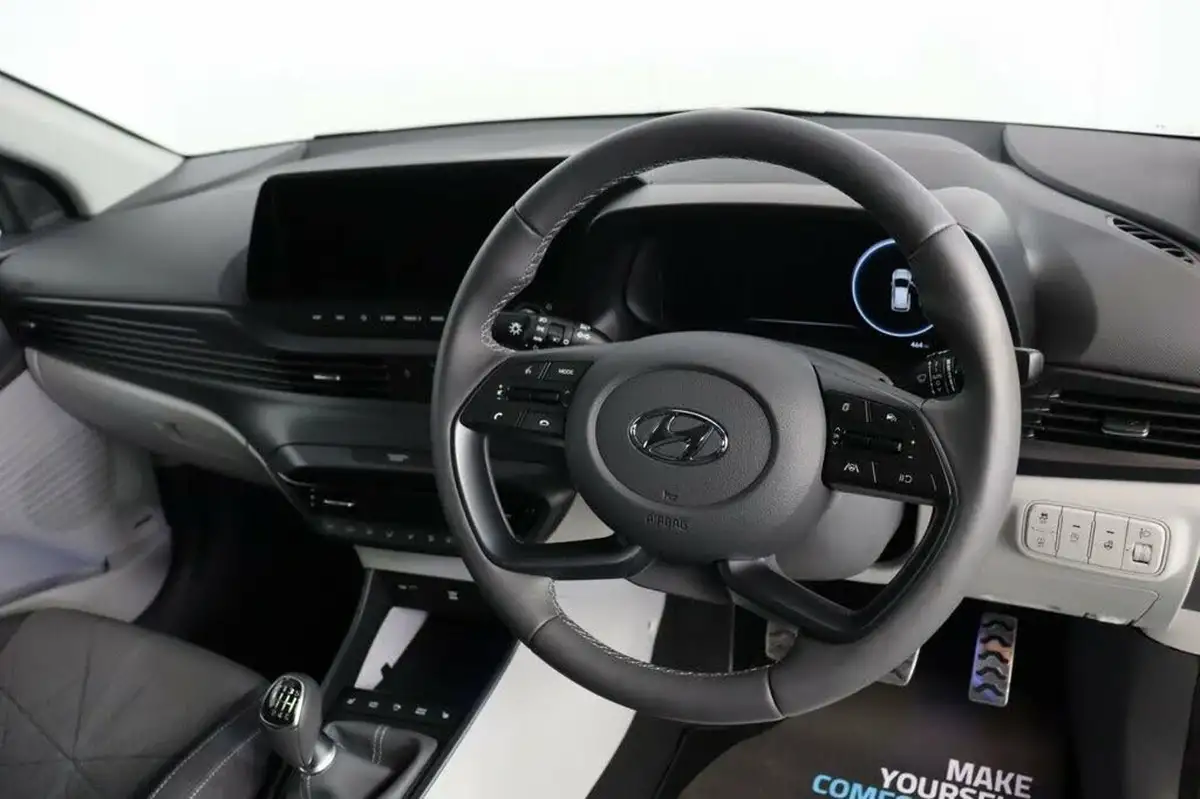 2024-hyundai-bayon-10-t-gdi-ultimate-100ps-48-volt-mhev-big-11