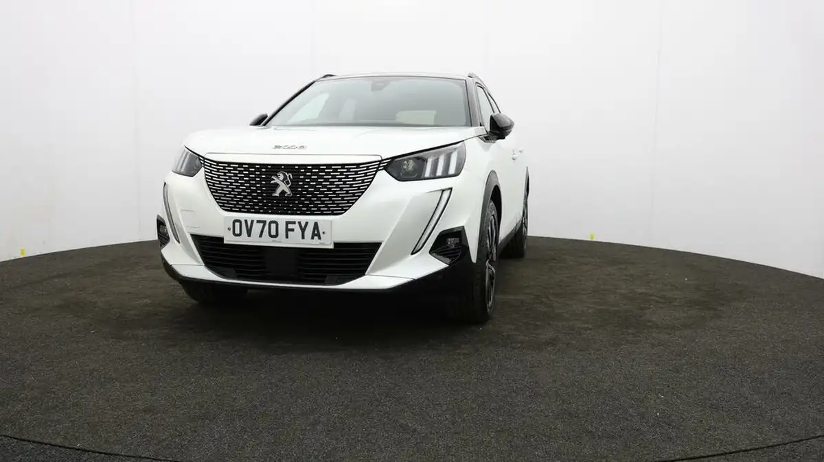 2021-peugeot-2008-suv-e-gt-big-48