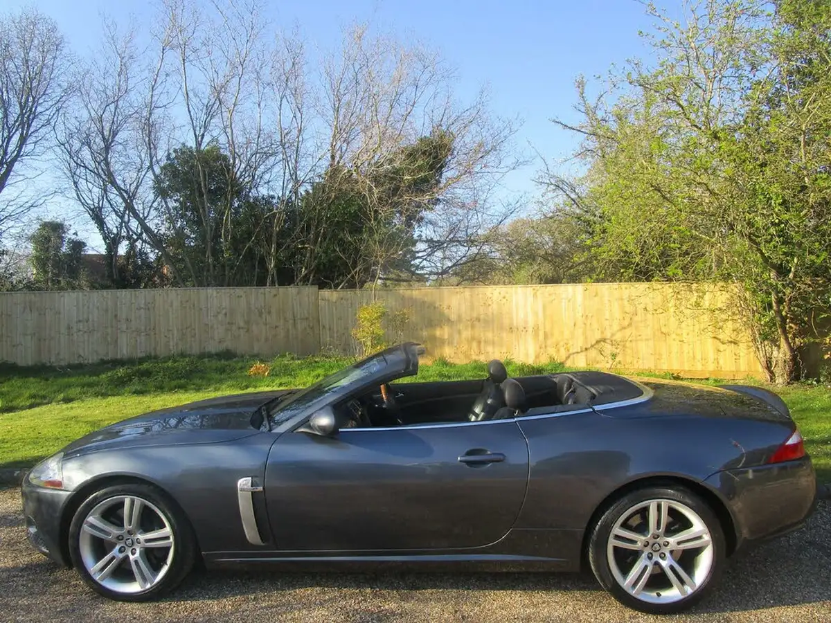 2007-jaguar-xkr-42-convertible-big-16