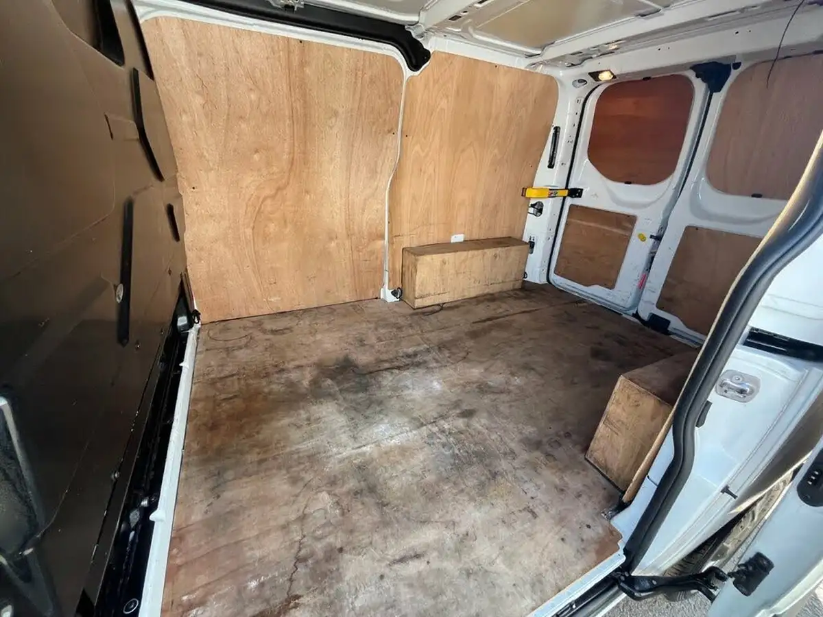 2021-ford-transit-custom-20tdci-300-l1h1-leader-130pseu6dt-panel-van-big-40