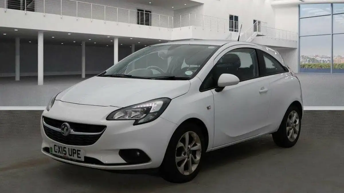 2015-vauxhall-corsa-14-excite-ac-90ps-ecoflex-3d-1398cc-big-1