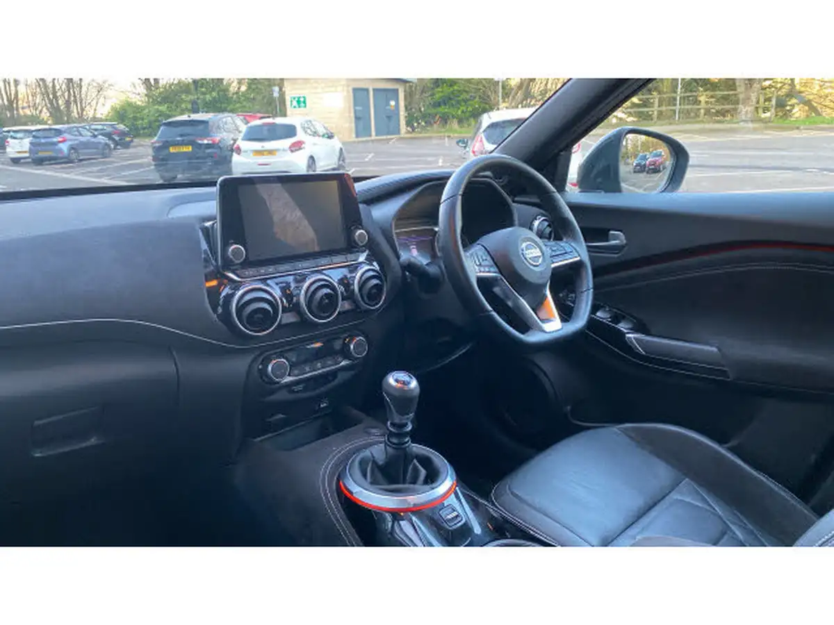 2022-nissan-juke-10-dig-t-tekna-big-8