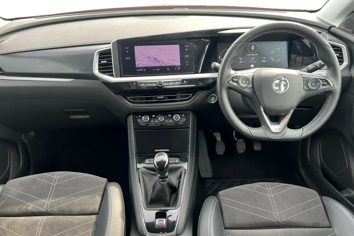 2023-vauxhall-grandland-12-ultimate-130ps-big-10