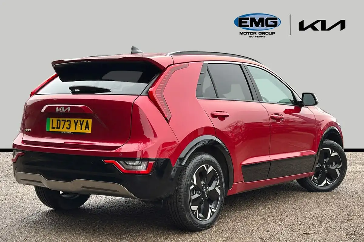 2024-kia-niro-ev-e-3-big-5