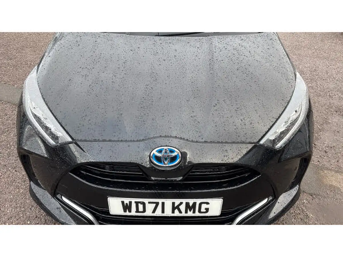 2022-toyota-yaris-15-vvt-i-excel-big-7