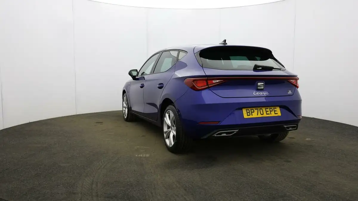 2020-seat-leon-14-e-hybrid-fr-hatchback-big-24