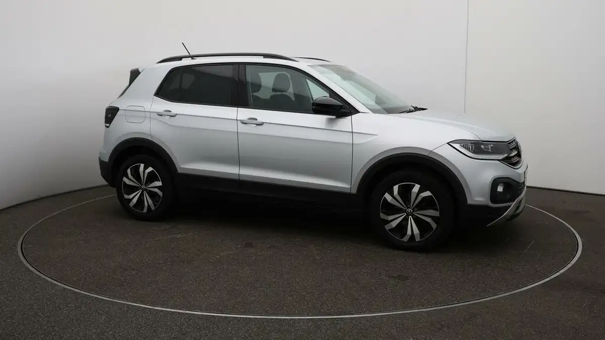 2023-volkswagen-t-cross-10-tsi-black-edition-110ps-big-38