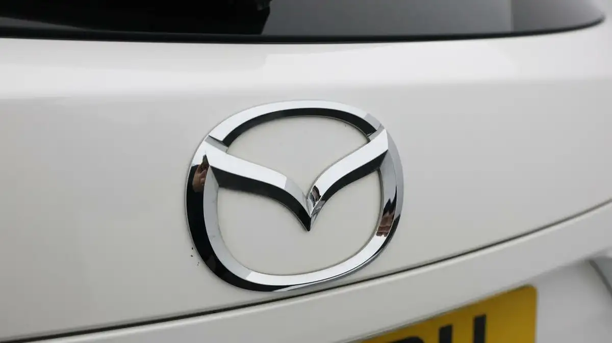 2019-mazda-mazda3-20-sport-black-big-19