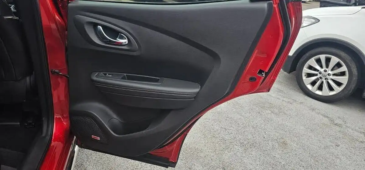 2016-renault-kadjar-15dci-signature-nav-edc-auto-big-9