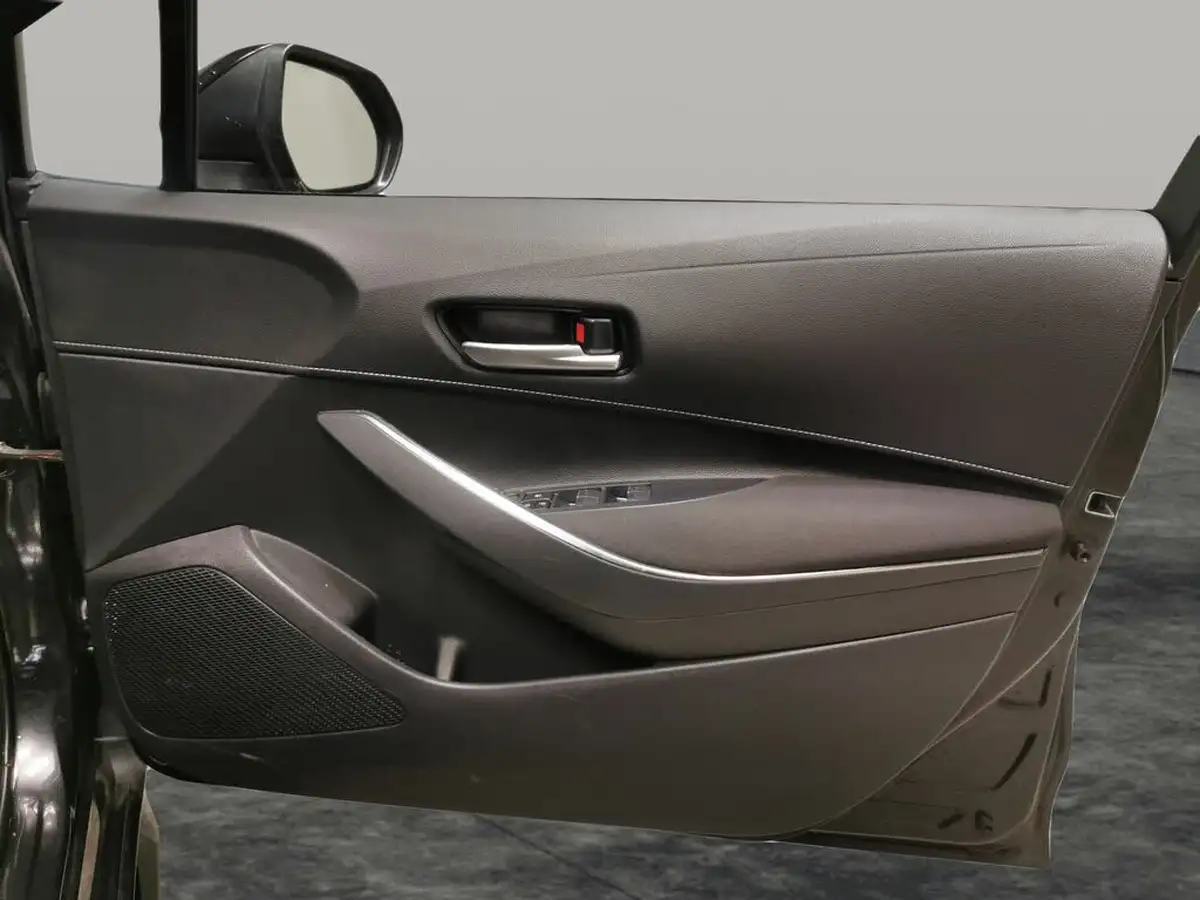 2021-toyota-corolla-18-vvt-i-icon-tech-spare-wheel-touring-sports-5d-big-27