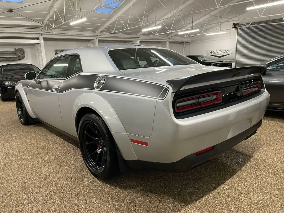 2023-dodge-challenger-jailbreak-big-3