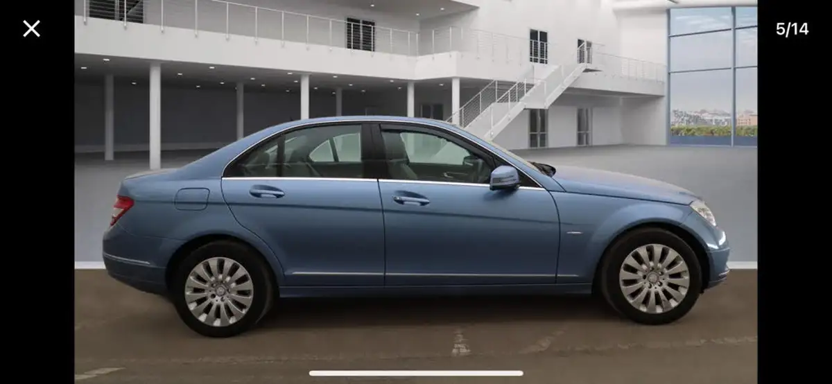 2010-mercedes-benz-c-class-18-c250-cgi-elegance-saloon-4d-big-2