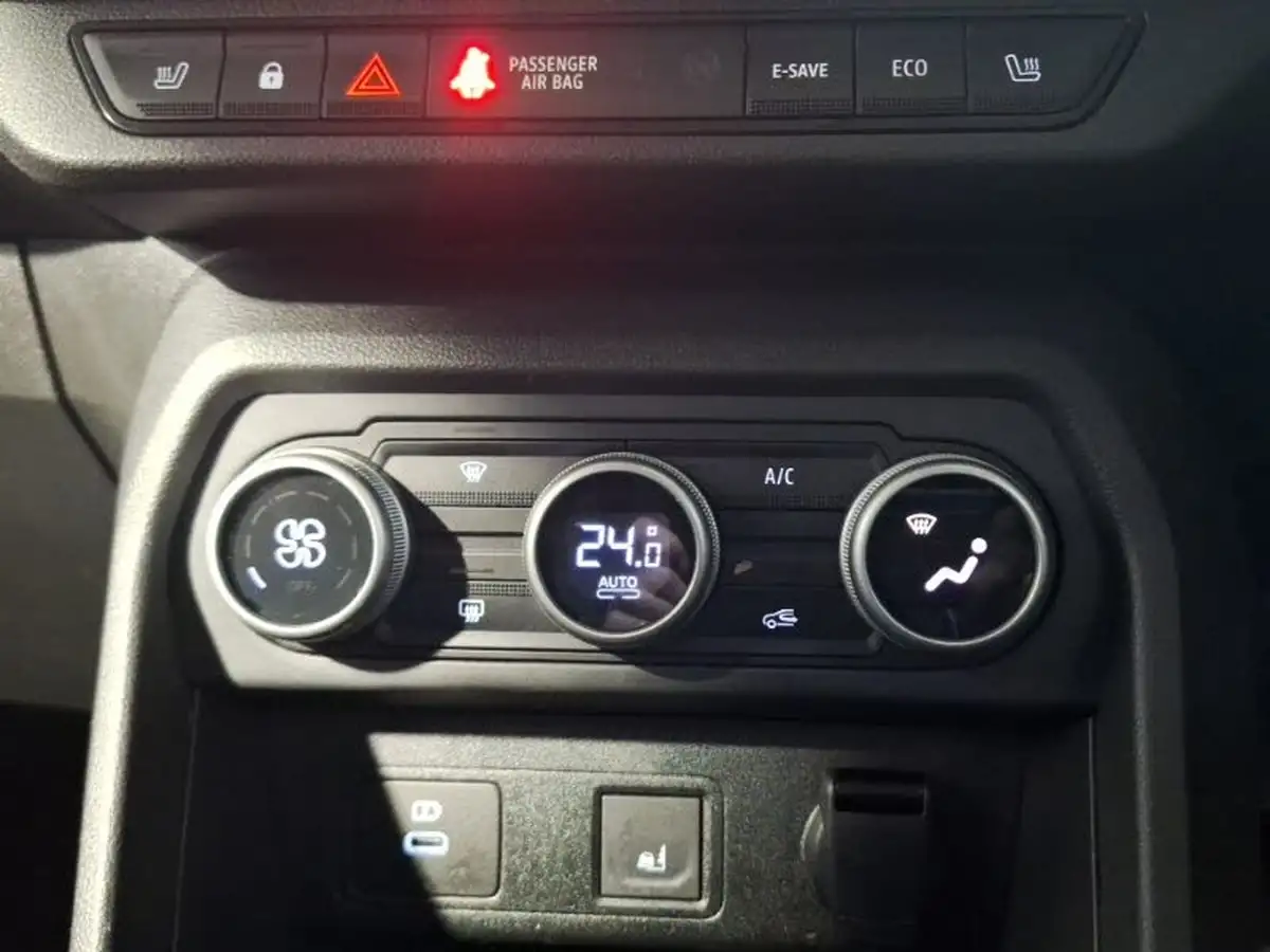2024-dacia-jogger-16-tce-extreme-big-17
