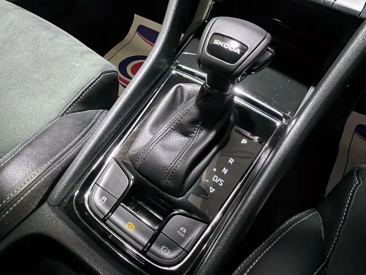 2020-skoda-karoq-15-tsi-se-l-dsg-big-24