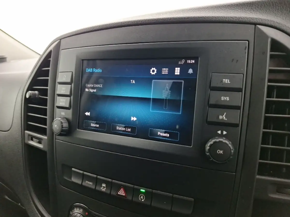2019-ds-ds-7-crossback-20bluehdi-prestige-big-10