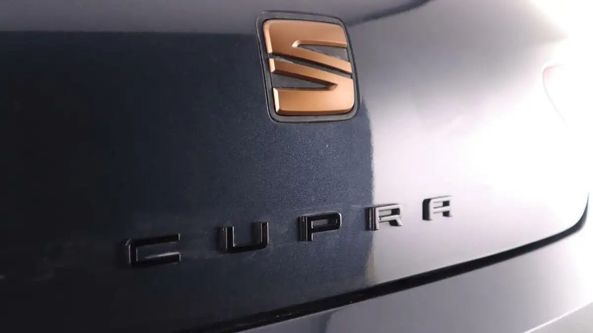 2020-seat-leon-20-tsi-cupra-290-big-19