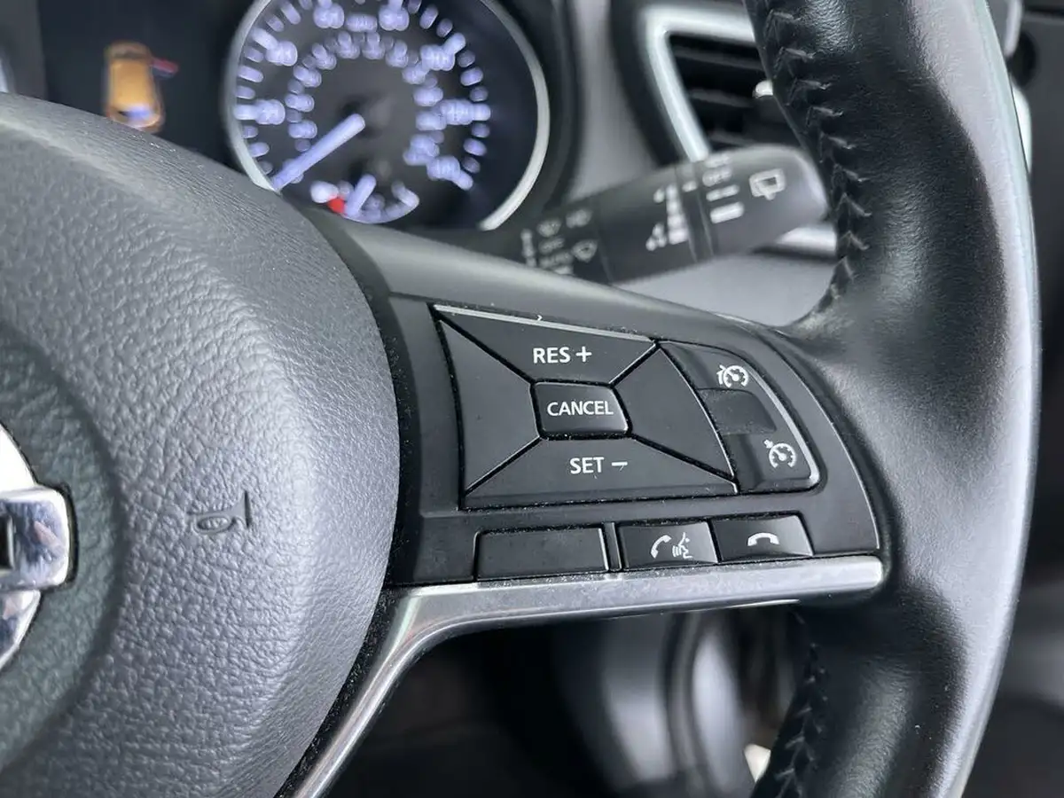 2017-nissan-qashqai-15dci-n-connecta-big-10