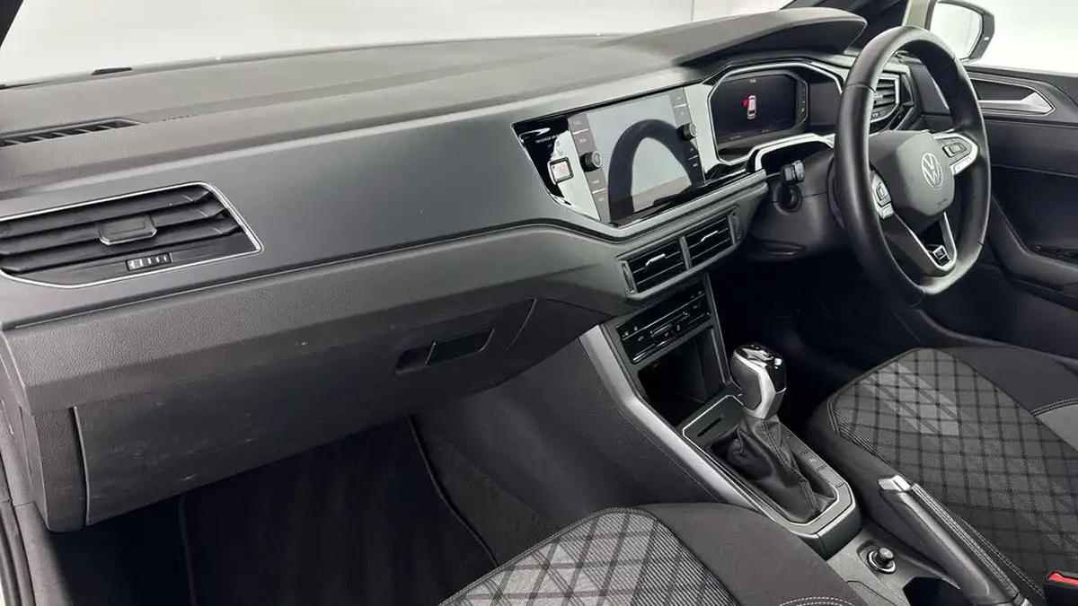 2022-volkswagen-polo-10-tsi-r-line-95ps-dsg-big-9