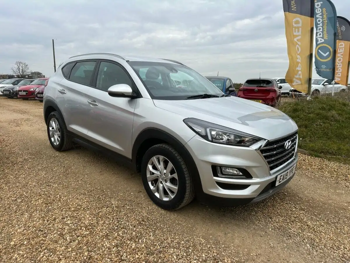 2019-hyundai-tucson-16-t-gdi-se-nav-dct-big-4