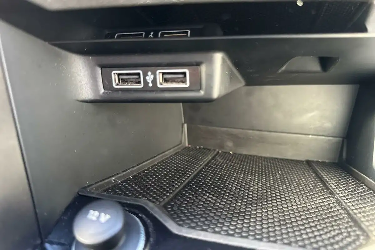 2019-volkswagen-t-roc-10-tsi-se-big-55