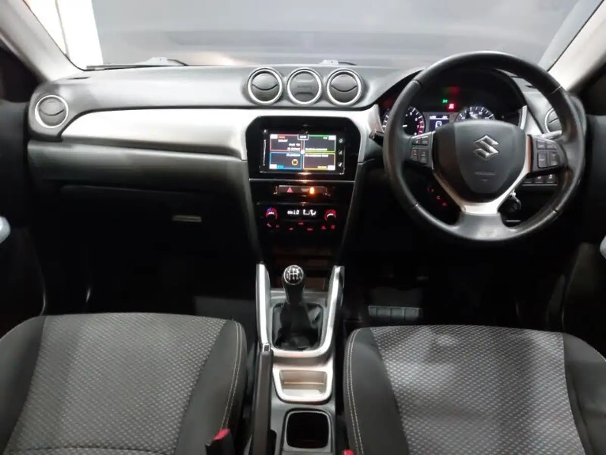2016-suzuki-vitara-16-sz-t-big-2