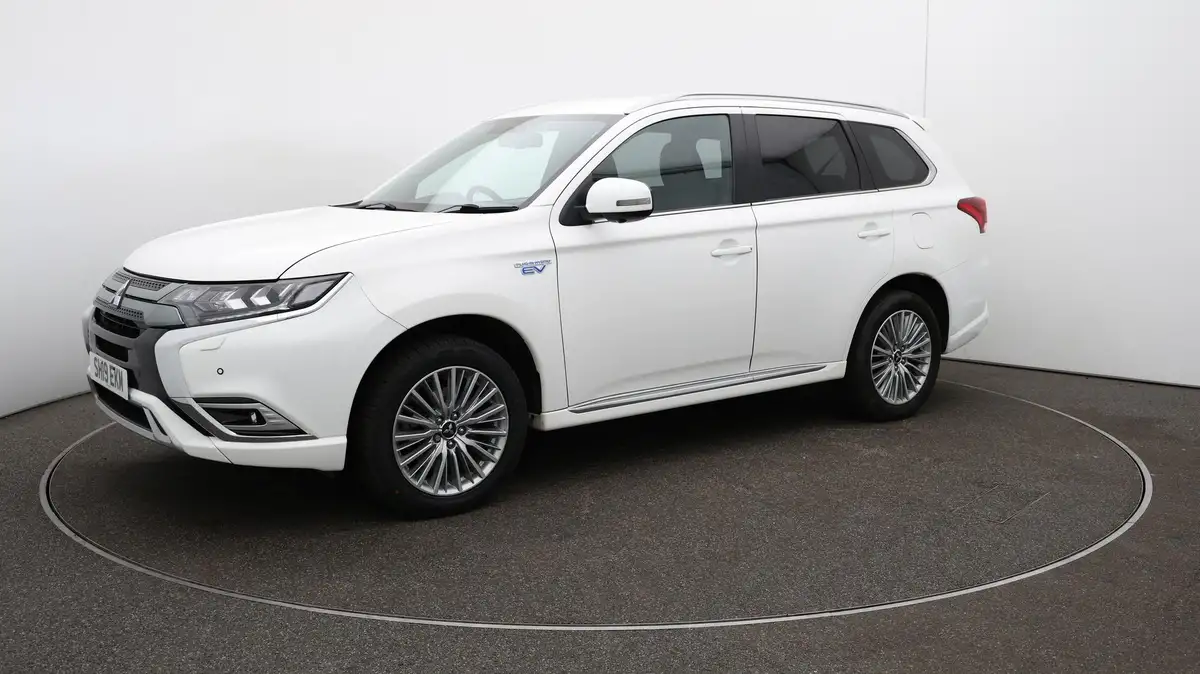 2019-mitsubishi-outlander-24-4h-phev-big-60