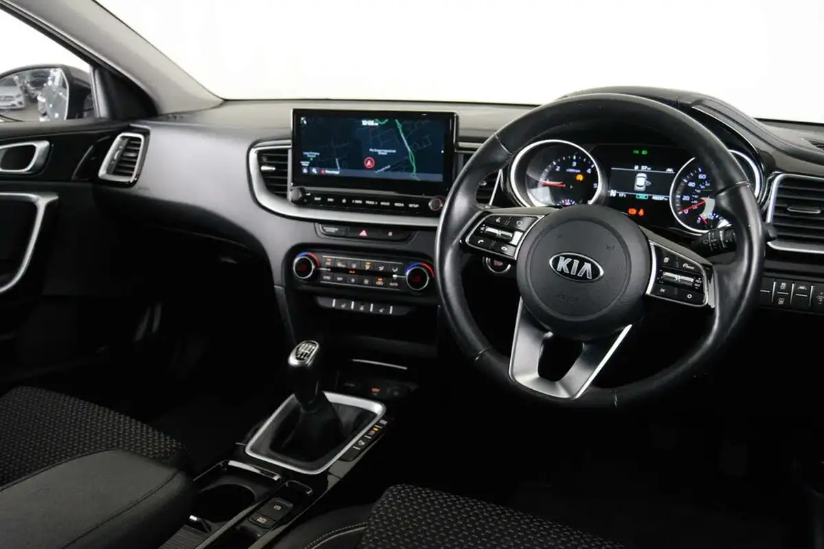 2021-kia-xceed-16crdi-3-48v-mhev-big-16