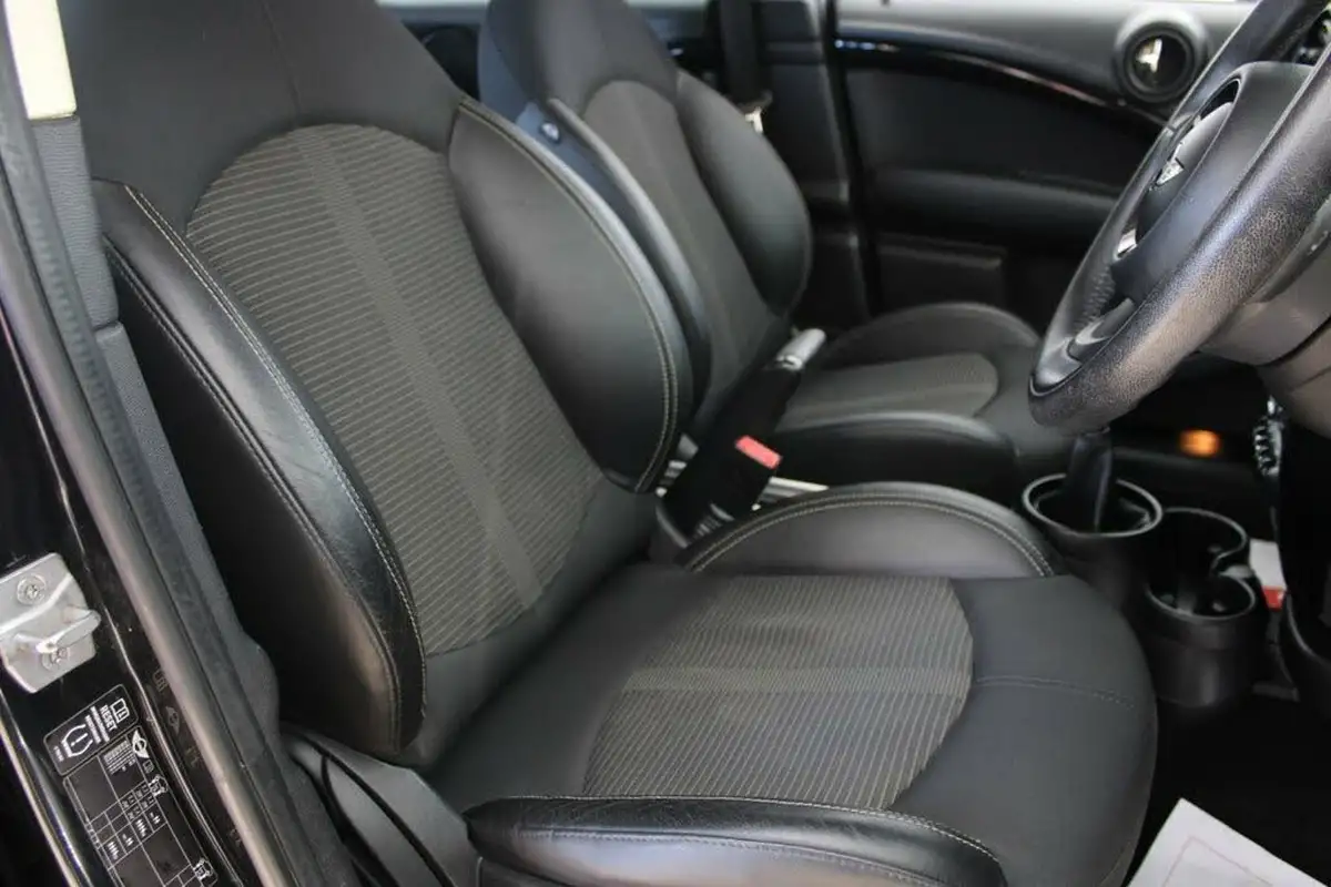 2013-mini-countryman-16-cooper-pepper-big-26