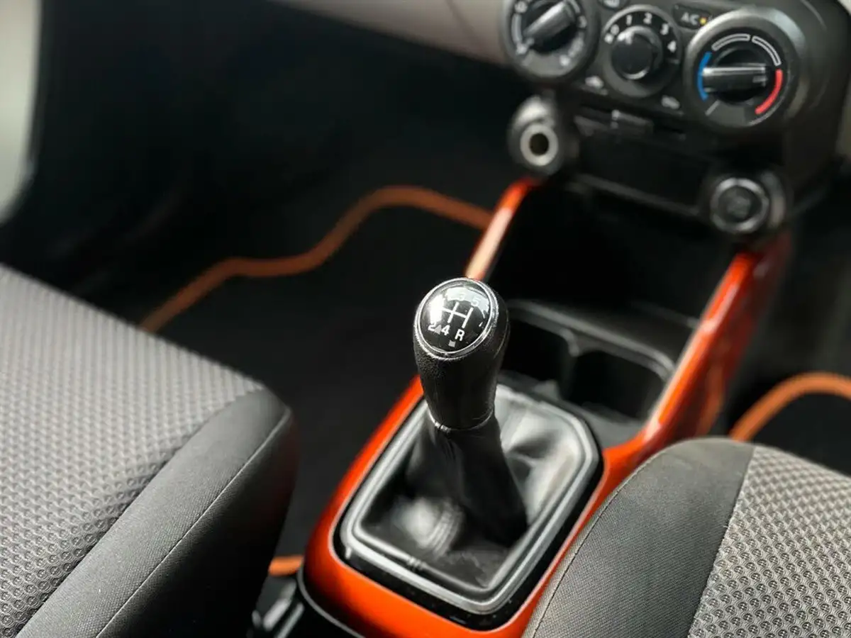 2018-suzuki-ignis-12-dualjet-sz-t-big-14