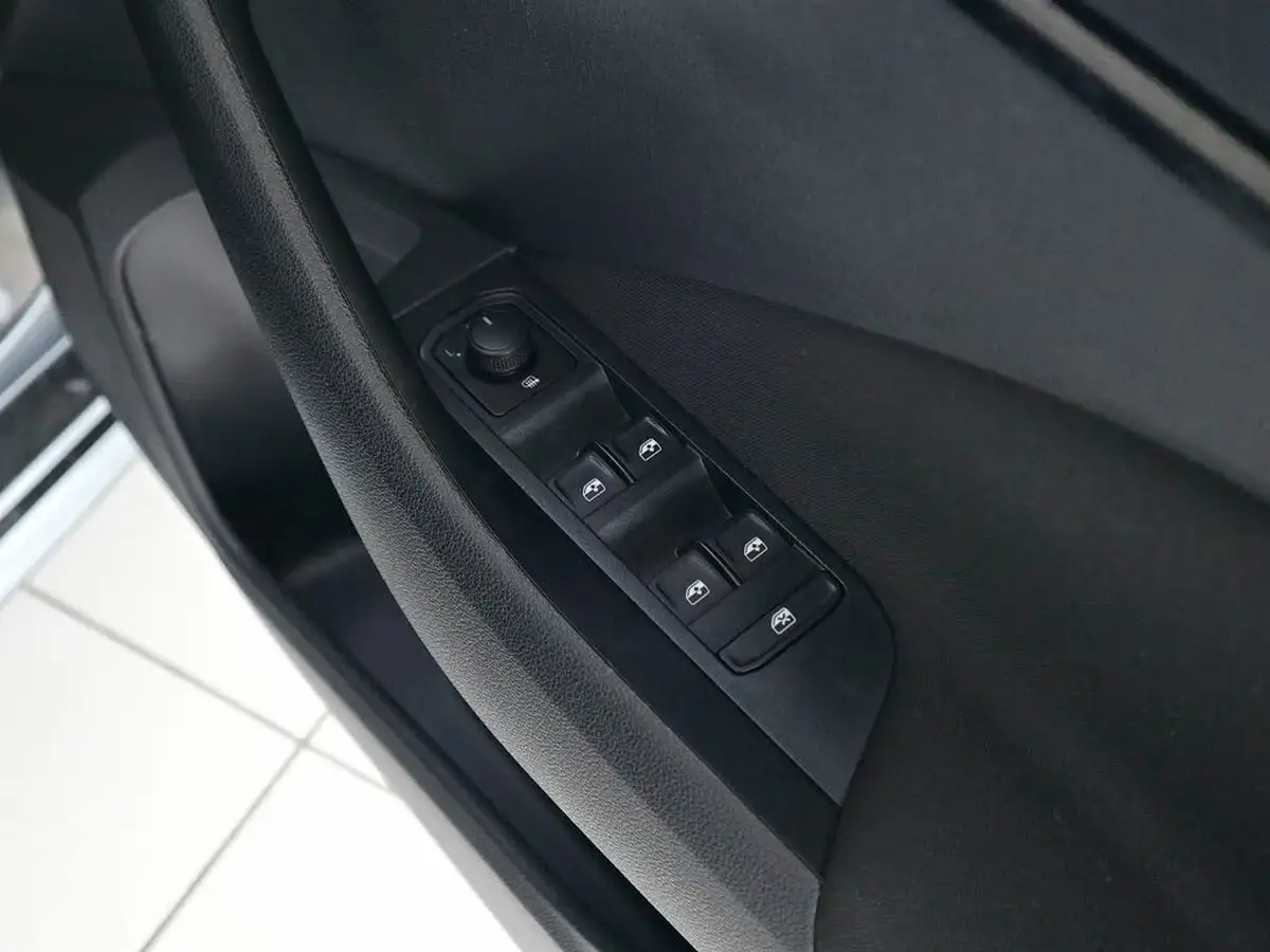 2023-skoda-kamiq-10-tsi-se-drive-110ps-big-20
