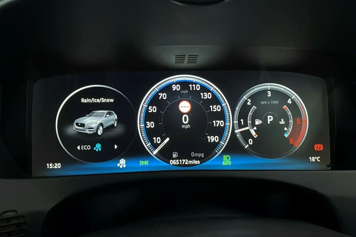 2016-jaguar-f-pace-30td-1st-edition-big-24