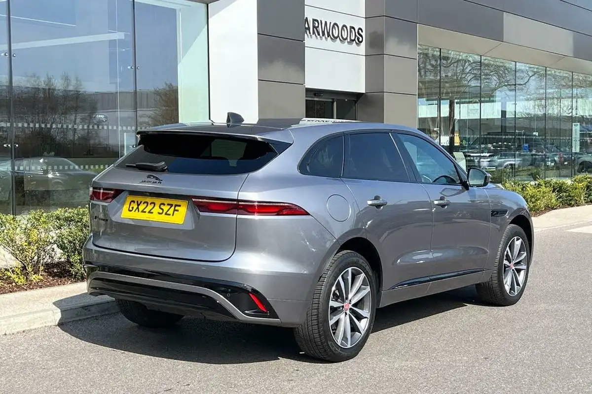 2022-jaguar-f-pace-20-d200-r-dynamic-se-big-8