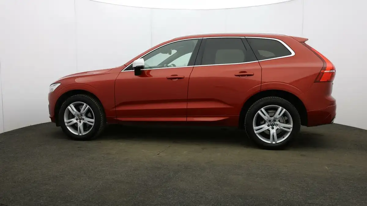 2018-volvo-xc60-20td-d4-r-design-4x4-geartronic-big-59