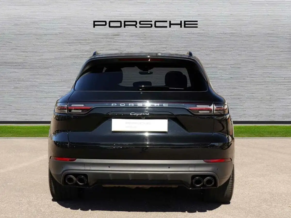 2023-porsche-cayenne-30-v6-340ps-station-wagon-big-3