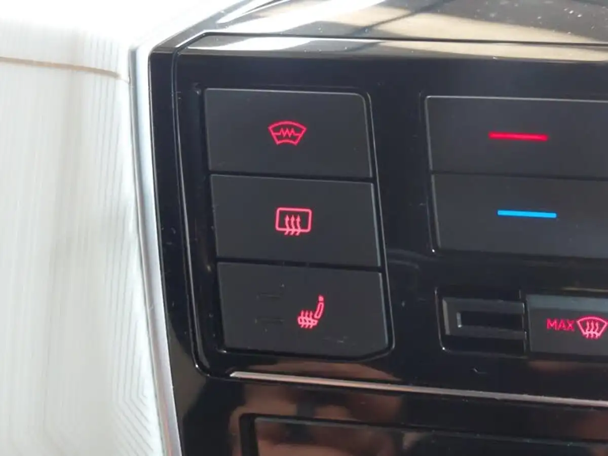 2021-seat-mii-e-big-13