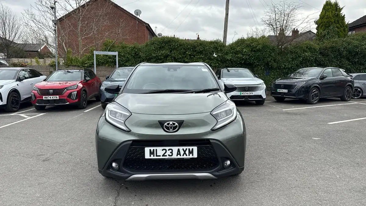 2023-toyota-aygo-x-10-vvt-i-exclusive-big-7