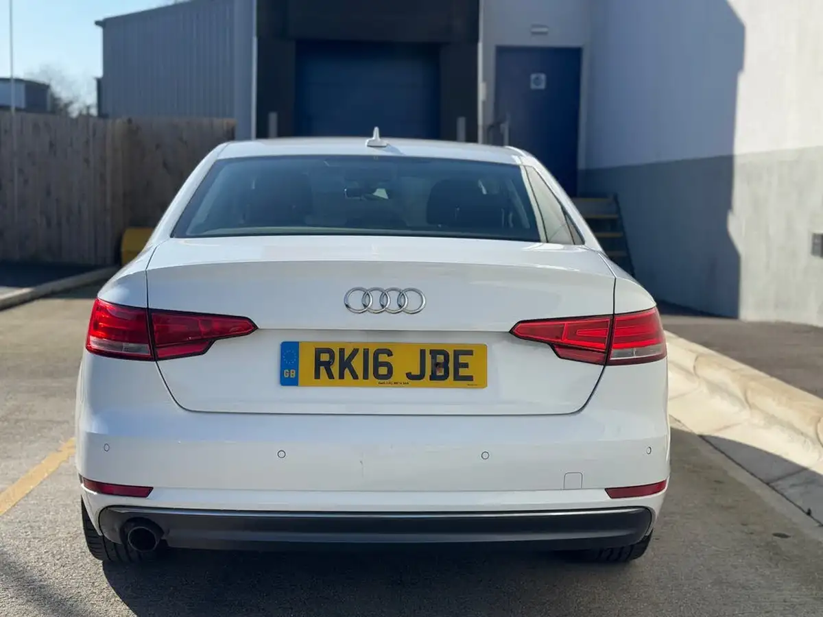 2016-audi-a4-14-tfsi-sport-big-3