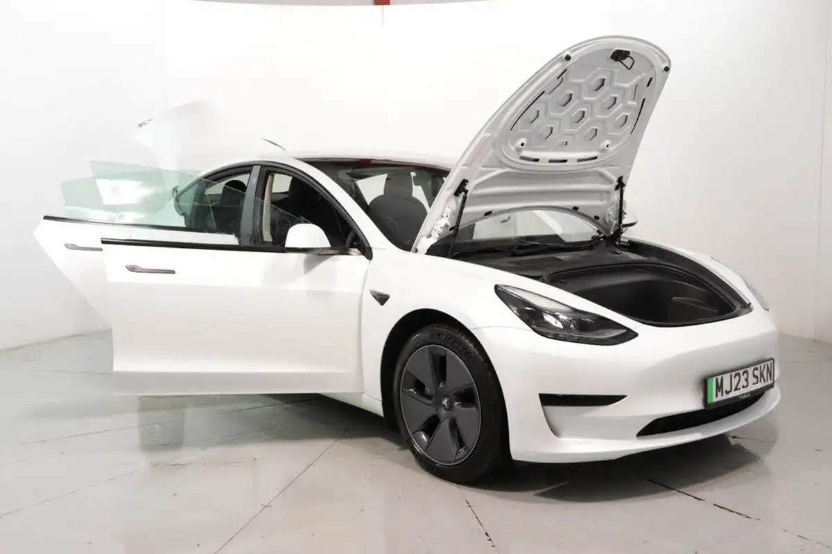 2023-tesla-model-3-e-rwd-241bhp-big-38