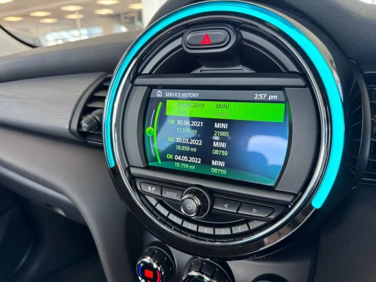 2019-mini-cooper-15-cooper-classic-hatchback-5d-big-54