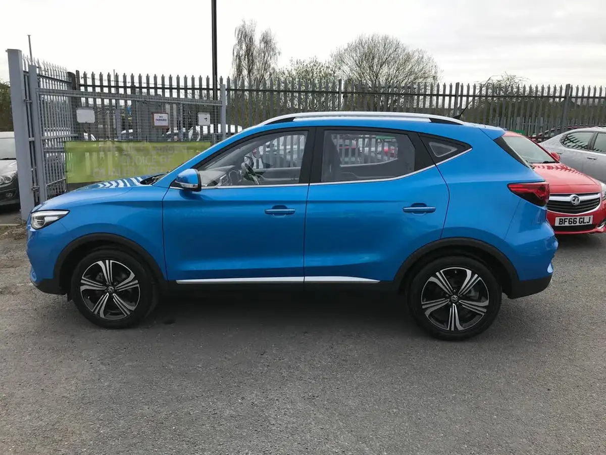 2023-mg-zs-suv-15-vti-tech-excite-big-3