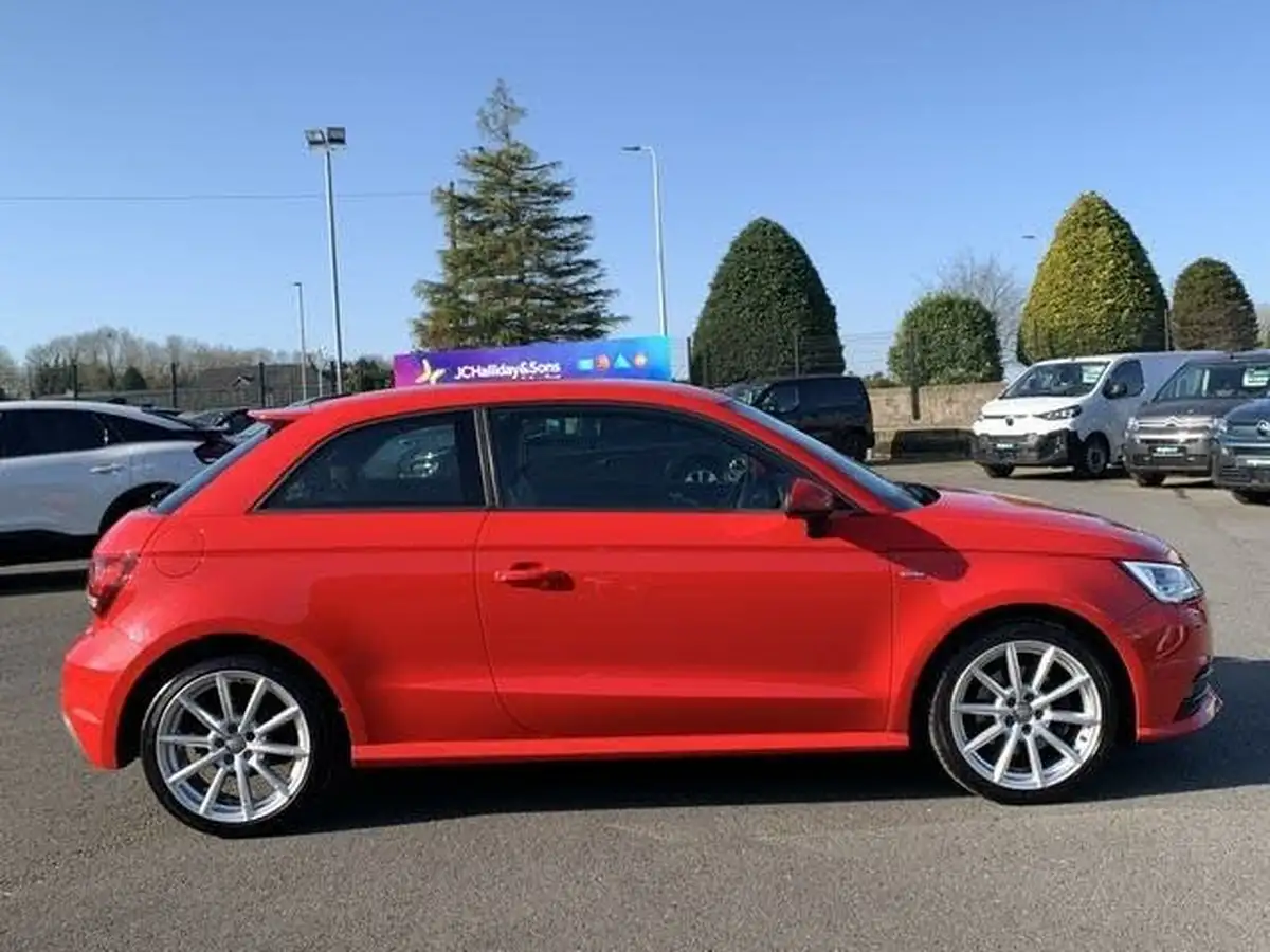 2018-audi-a1-16tdi-s-line-nav-hatchback-3d-big-13
