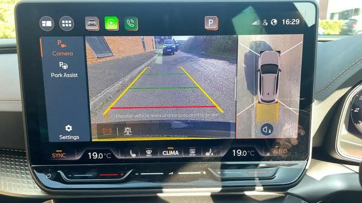 2025-cupra-formentor-15-etsi-v3-big-30