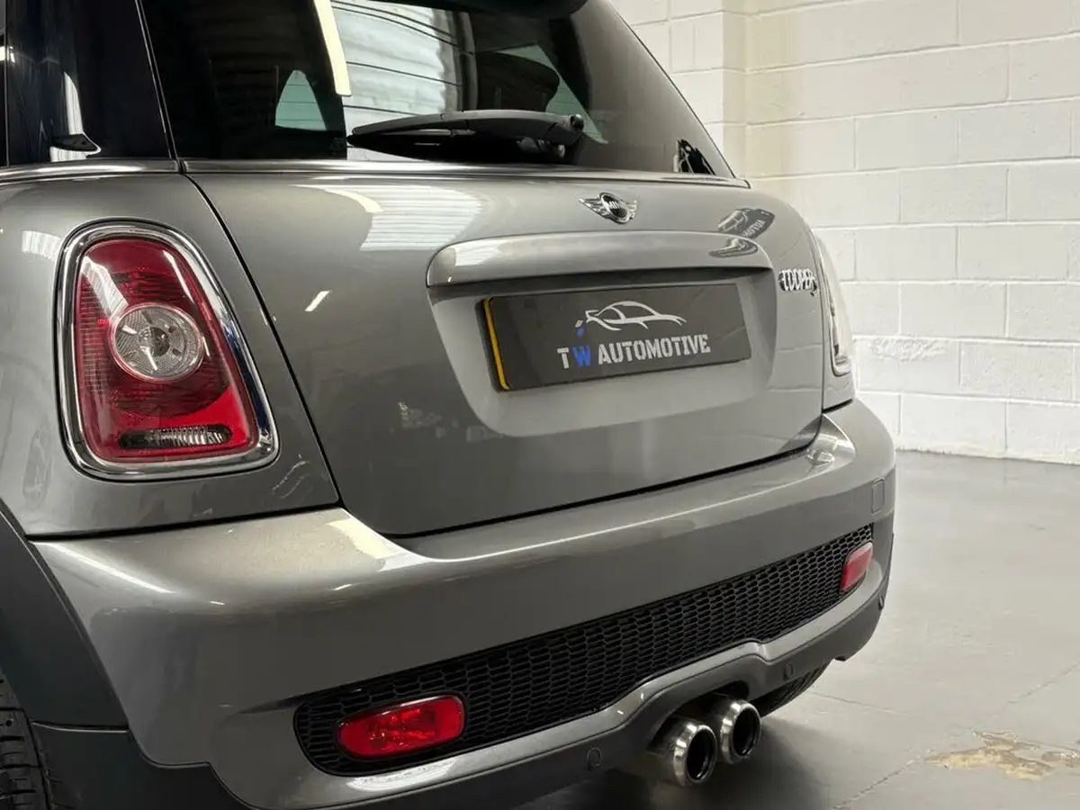 2007-mini-cooper-16-cooper-s-175bhp-hatchback-3d-big-23