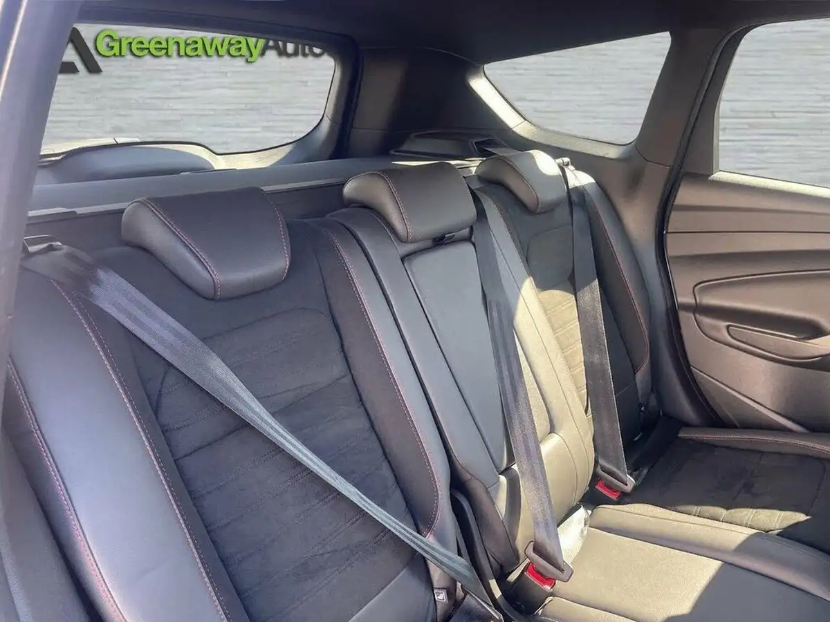 2018-ford-kuga-20tdci-st-line-180ps-awd-powershift-big-19