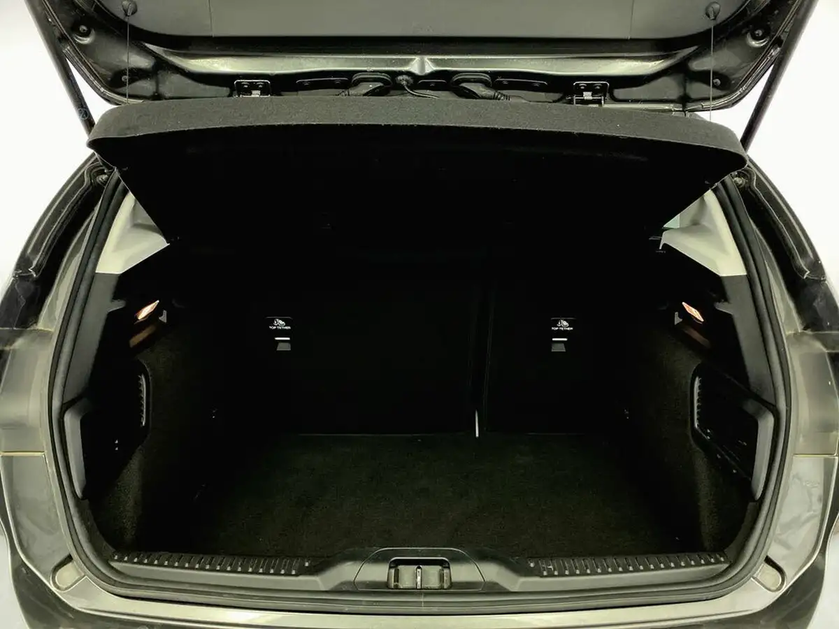 2019-ford-focus-10t-titanium-ss-hatchback-big-26