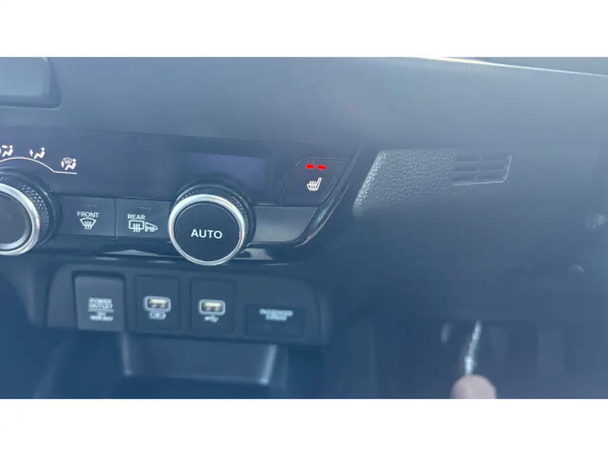 2023-honda-jazz-15-i-mmd-advance-big-29