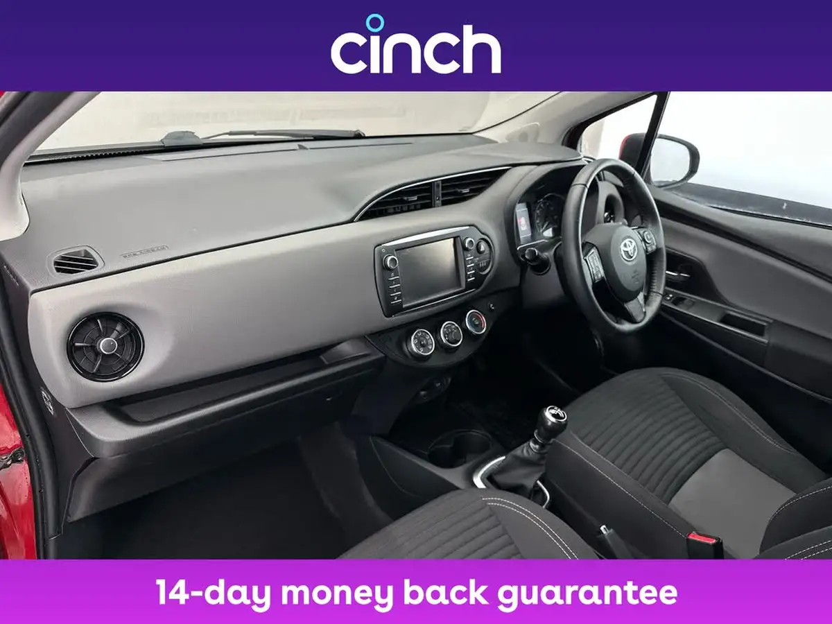 2018-toyota-yaris-15-vvt-i-icon-tech-111bhp-1496cc-big-9