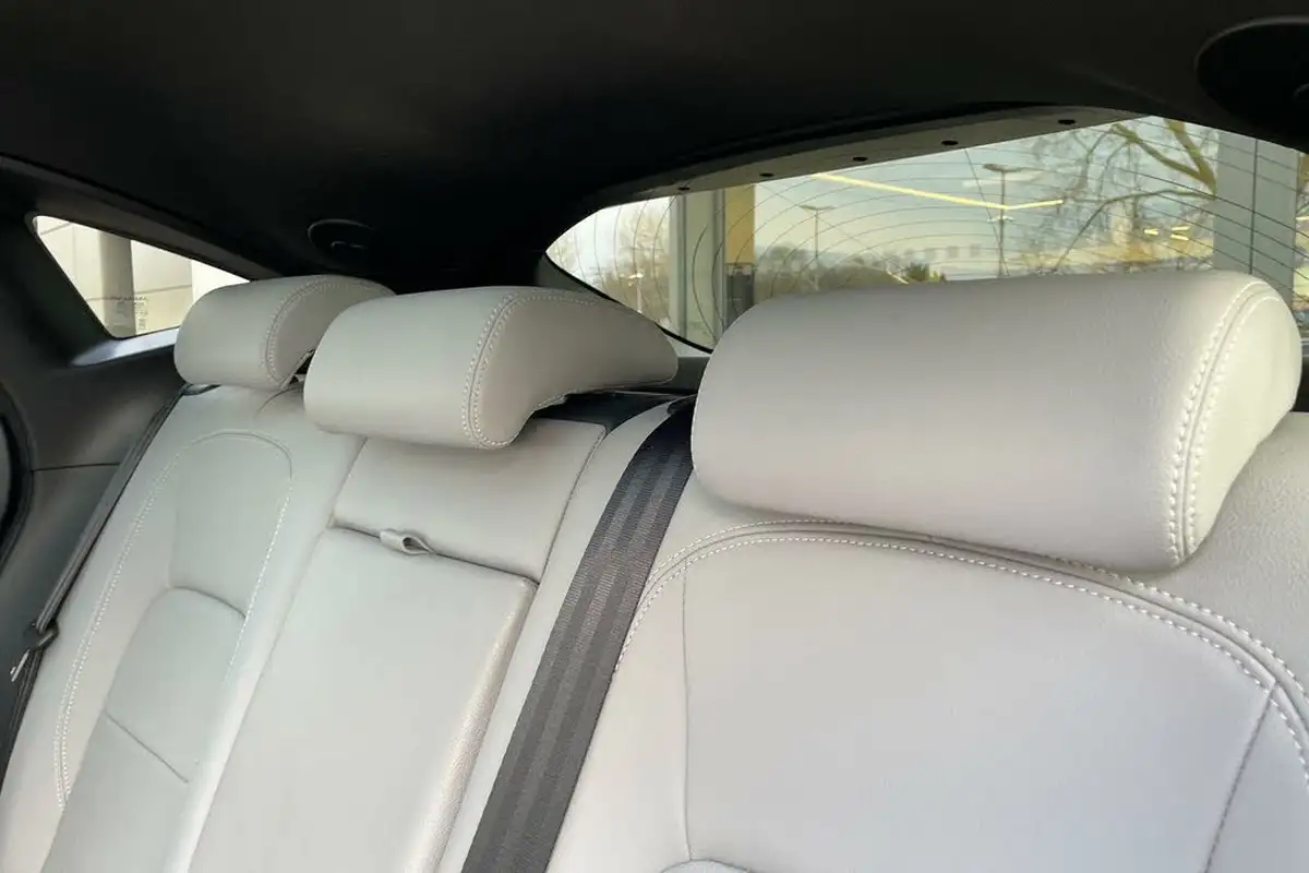 2022-jaguar-e-pace-20-d200-r-dynamic-se-big-53