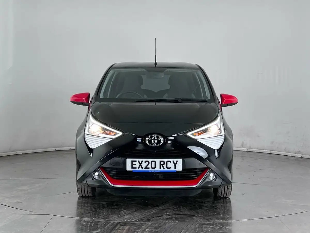 2020-toyota-aygo-10-vvt-i-x-trend-big-1
