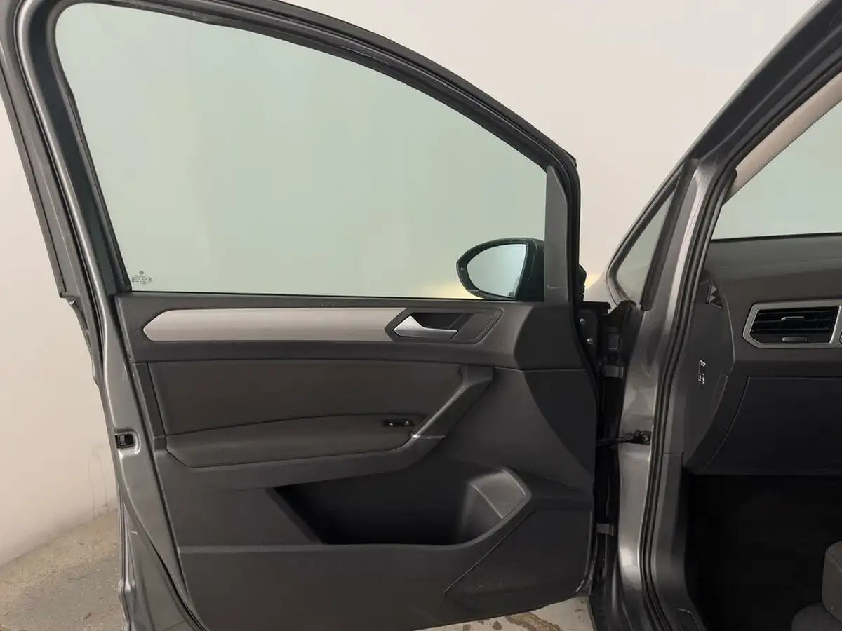 2019-volkswagen-touran-16tdi-se-dsg-big-8